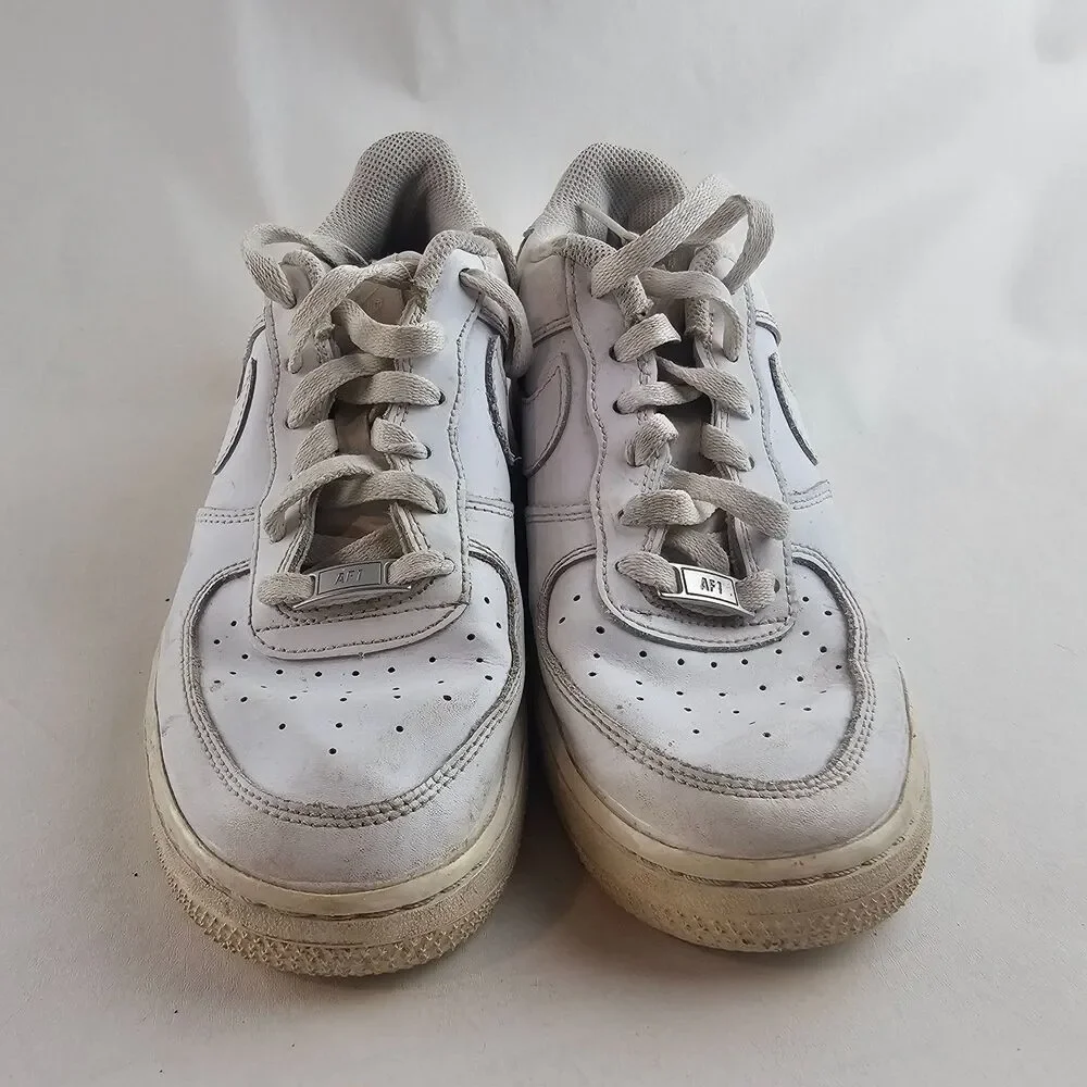 Nike Air Force 1 '07 Low White Sneakers Mens Size 7Y Womens 8.5 Leather Casual